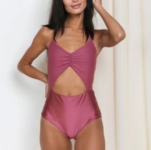 - 🍀The SHELLY onyx -swimwear-raising wild